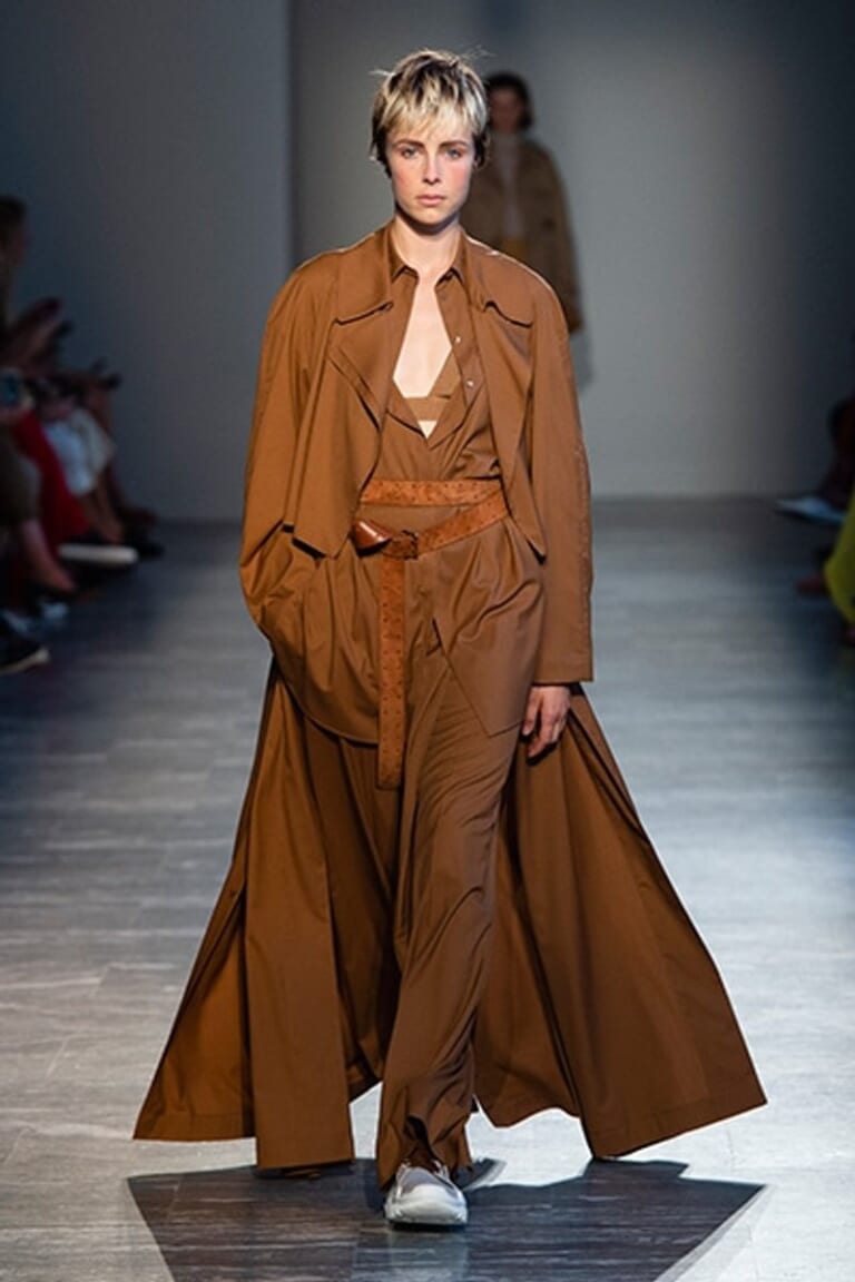 アニオナ –  2019年 春夏コレクション