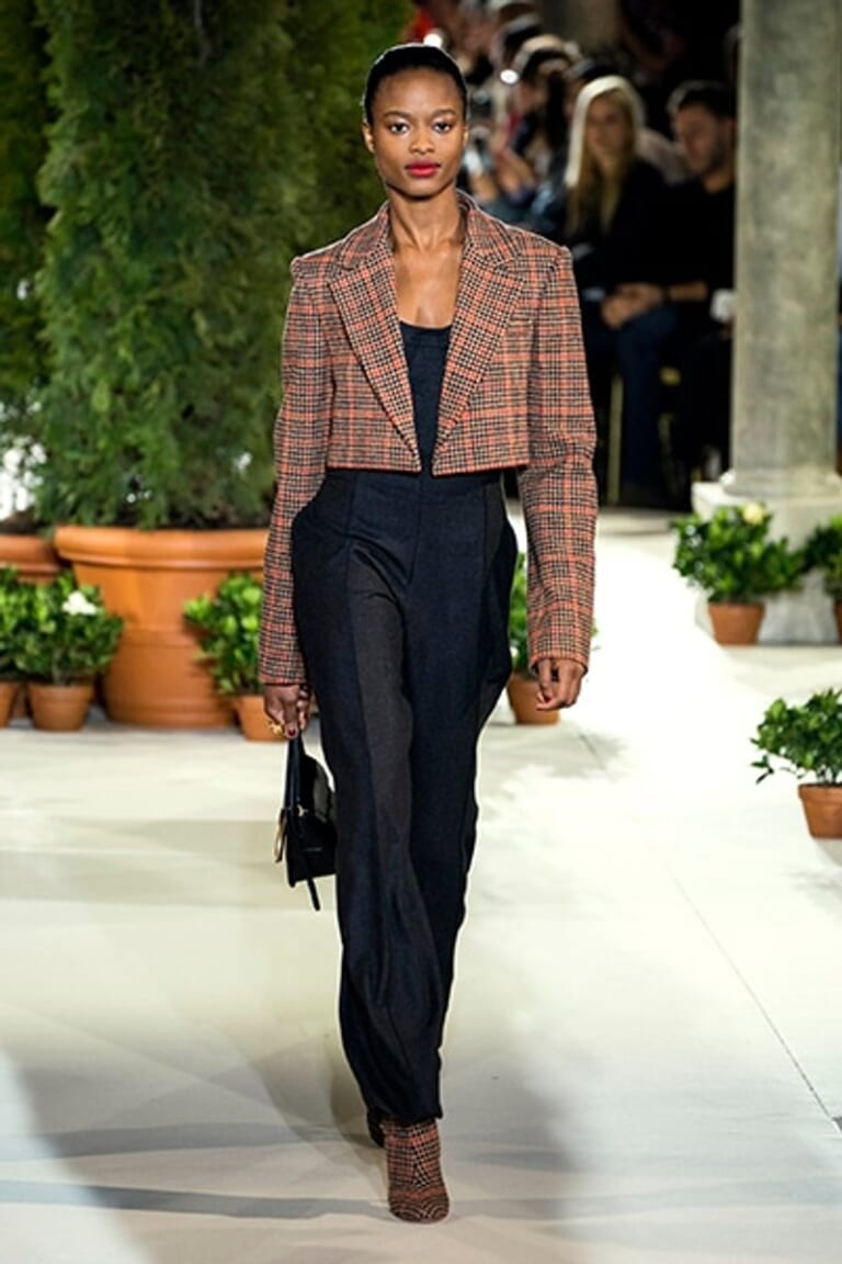 オスカー・デ・ラ・レンタ –  2019/20年 秋冬コレクション