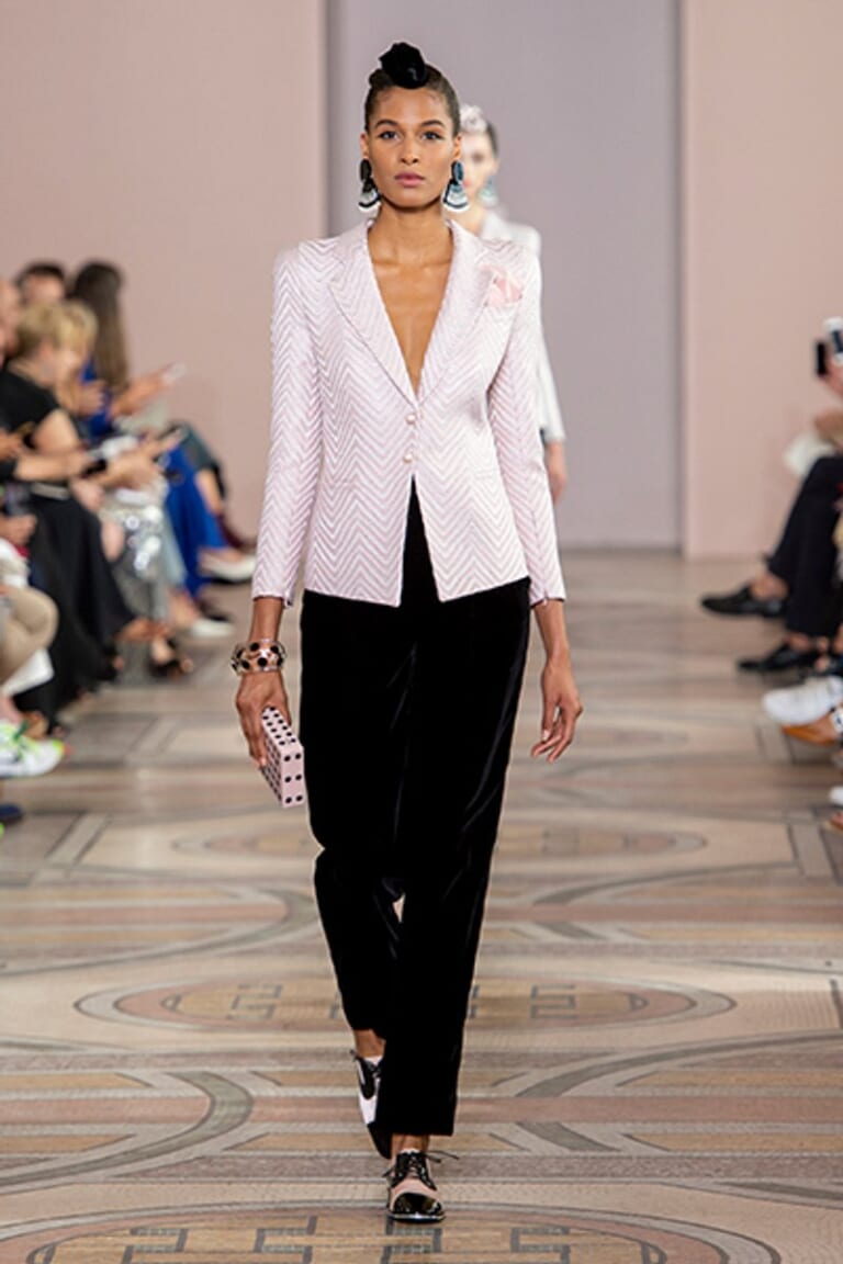 アルマーニ　プリヴェ –  2019/20年 秋冬オートクチュールコレクション